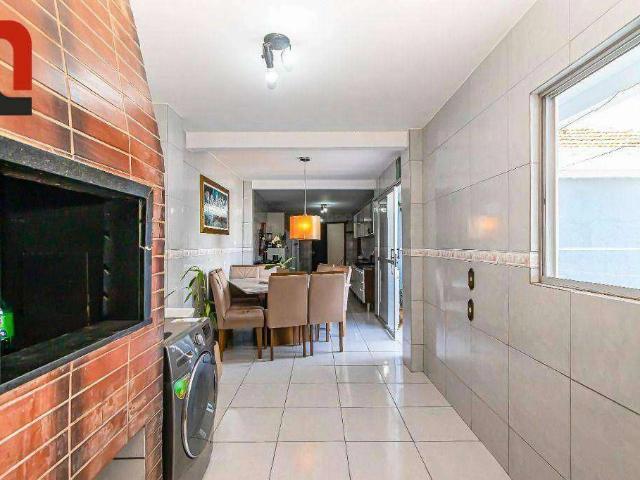 Casa / Sobrado para Venda em Curitiba/PR Uberaba 5 Quartos