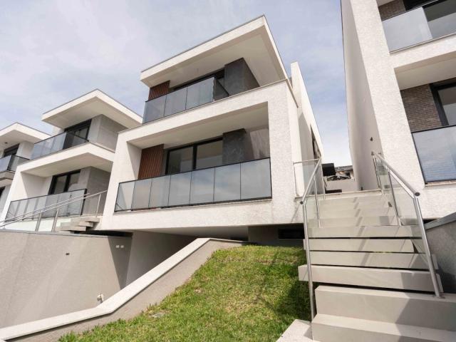 Casa / Sobrado para Venda em Curitiba/PR Vista Alegre 4 Quartos