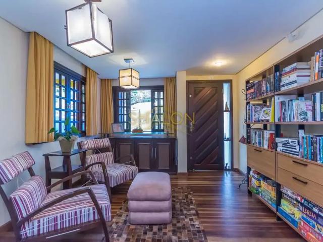 Casa / Sobrado para Venda em Curitiba/PR Vista Alegre 4 Quartos