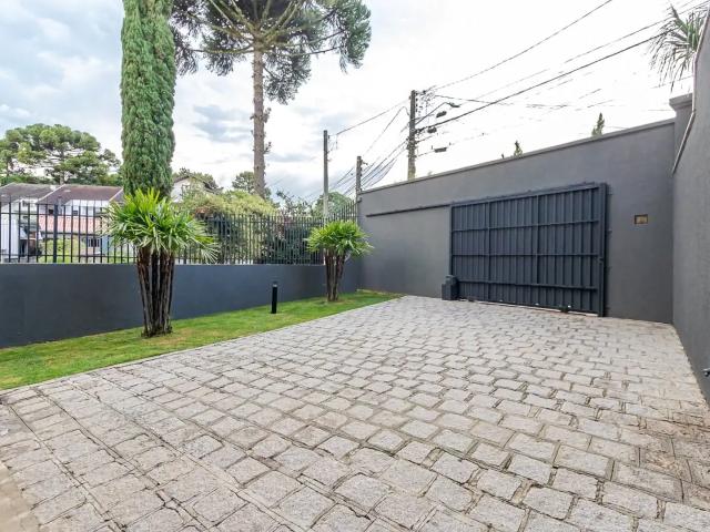 Casa / Sobrado para Venda em Curitiba/PR Vista Alegre 6 Quartos