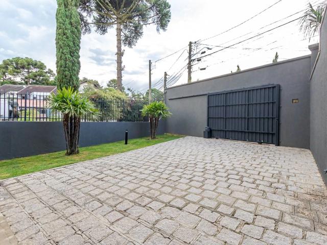 Casa / Sobrado para Venda em Curitiba/PR Vista Alegre 6 Quartos