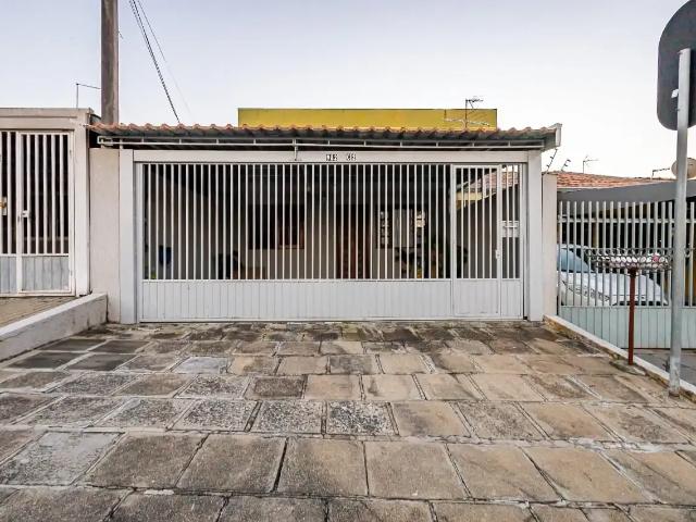 Casa / Sobrado para Venda em Curitiba/PR Xaxim 2 Quartos