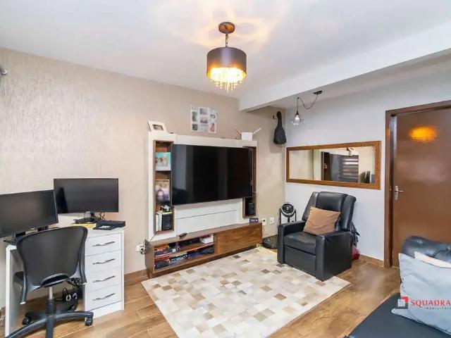 Casa / Sobrado para Venda em Curitiba/PR Xaxim 2 Quartos