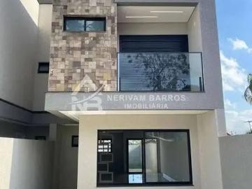 Casa à venda em Rua Angelo Scaramusa - Varanda