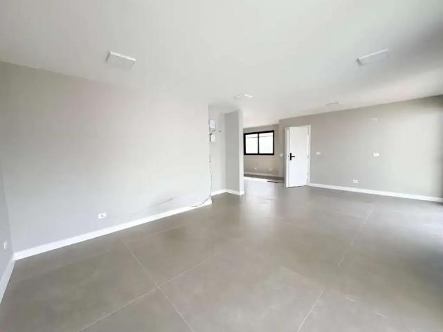 Casa / Sobrado para Venda em Curitiba/PR Xaxim 3 Quartos