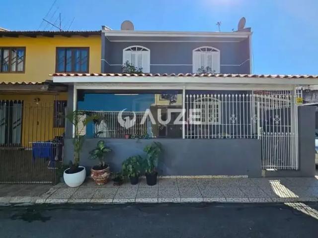 Casa / Sobrado para Venda em Curitiba/PR Xaxim 3 Quartos