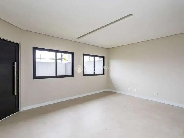 Casa / Sobrado para Venda em Curitiba/PR Xaxim 3 Quartos