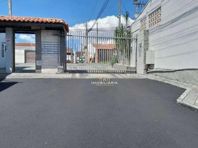 Casa / Sobrado para Venda em Curitiba/PR Xaxim 3 Quartos