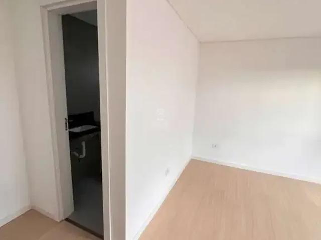 Casa / Sobrado para Venda em Curitiba/PR Xaxim 3 Quartos