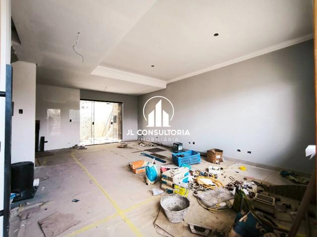 Casa / Sobrado para Venda em Curitiba/PR Xaxim 3 Quartos