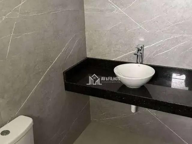 Casa / Sobrado para Venda em Curitiba/PR Xaxim 3 Quartos