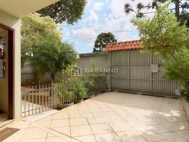 Casa / Sobrado para Venda em Curitiba/PR Xaxim 3 Quartos