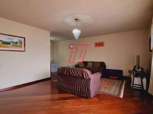 Casa / Sobrado para Venda em Curitiba/PR Xaxim 3 Quartos