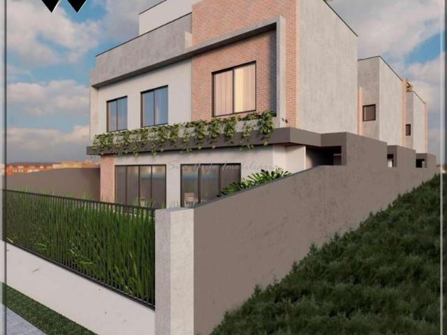 Casa / Sobrado para Venda em Curitiba/PR Xaxim 3 Quartos