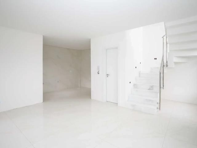 Casa / Sobrado para Venda em Curitiba/PR Xaxim 3 Quartos