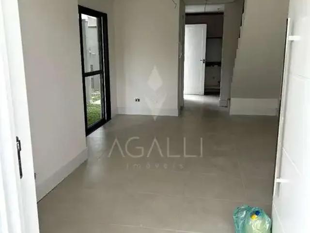 Casa / Sobrado para Venda em Curitiba/PR Xaxim 3 Quartos