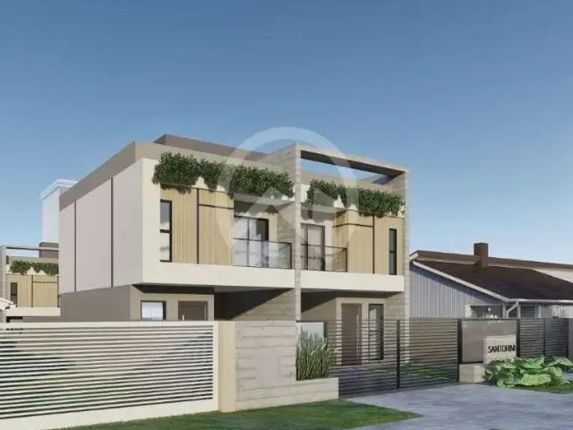 Casa / Sobrado para Venda em Curitiba/PR Xaxim 3 Quartos