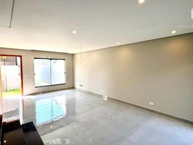 Casa / Sobrado para Venda em Curitiba/PR Xaxim 3 Quartos
