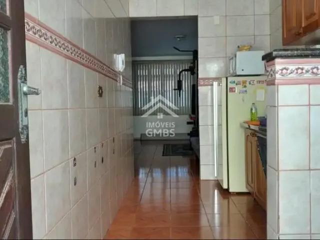 Casa / Sobrado para Venda em Curitiba/PR Xaxim 3 Quartos
