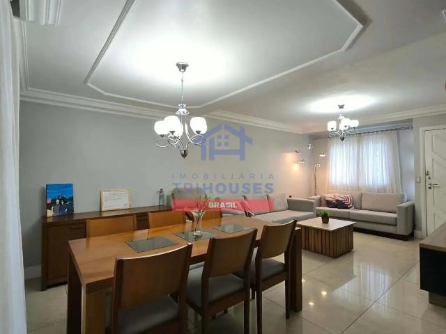 Casa / Sobrado para Venda em Curitiba/PR Xaxim 3 Quartos