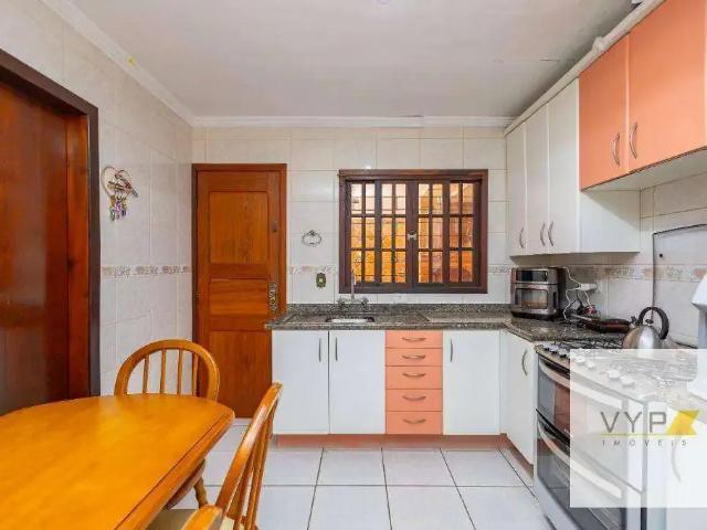Casa / Sobrado para Venda em Curitiba/PR Xaxim 4 Quartos