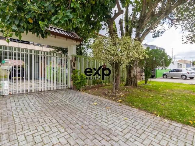 Casa / Sobrado para Venda em Curitiba/PR Xaxim 4 Quartos