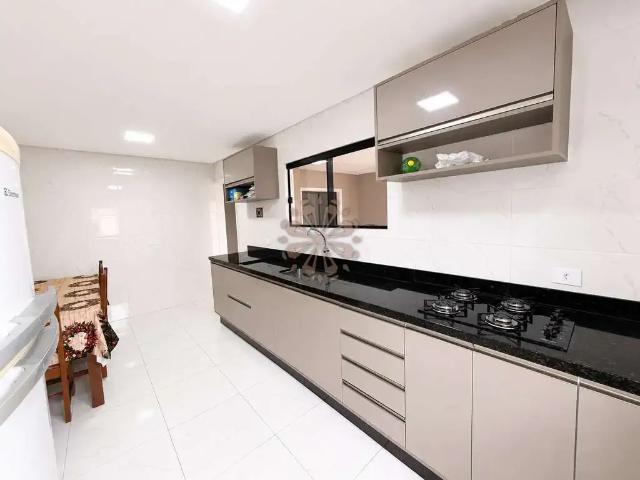 Casa / Sobrado para Venda em Curitiba/PR Xaxim 4 Quartos