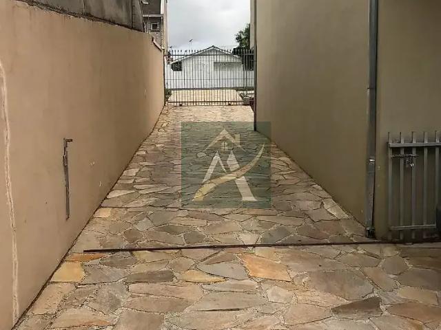 Casa / Sobrado para Venda em Curitiba/PR Xaxim 4 Quartos