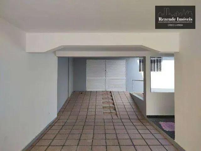 Casa / Sobrado para Venda em Curitiba/PR Xaxim 5 Quartos