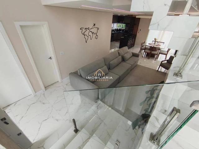 Casa / Sobrado para Venda em Curitiba/PR Xaxim 5 Quartos