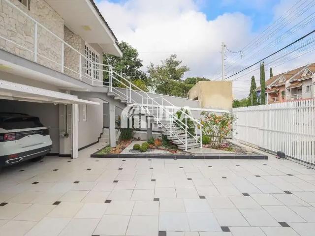 Casa / Sobrado para Venda em Curitiba/PR Xaxim 5 Quartos