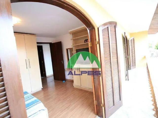 Casa / Sobrado para Venda em Curitiba/PR Xaxim 5 Quartos