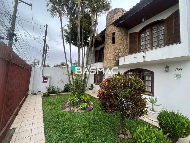 Casa / Sobrado para Venda em Curitiba/PR Xaxim 5 Quartos
