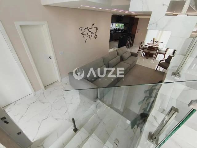 Casa / Sobrado para Venda em Curitiba/PR Xaxim 5 Quartos