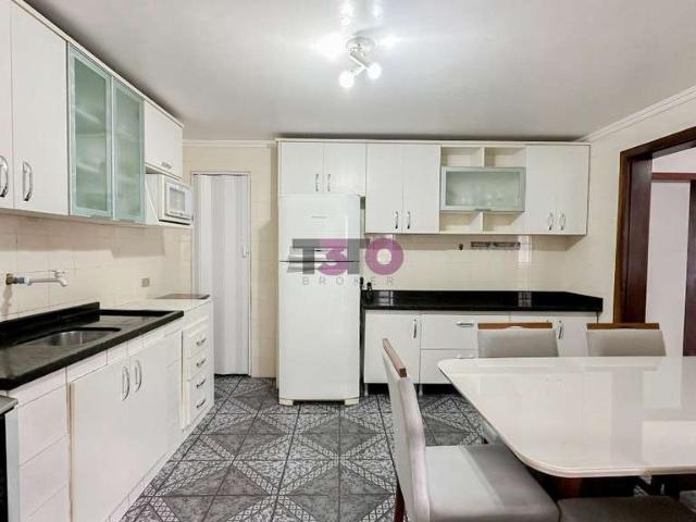 Casa / Sobrado para Venda em Curitiba/PR Xaxim 5 Quartos
