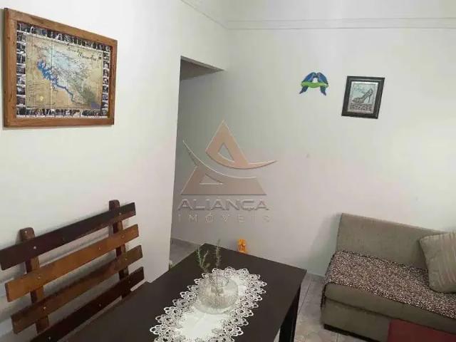 Casa / Sobrado para Venda em Delfinópolis/MG Centro 3 Quartos