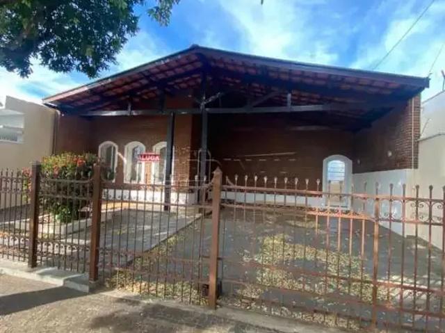 Casa / Sobrado para Venda em Descalvado/SP Residencial Morumbi 3 Quartos