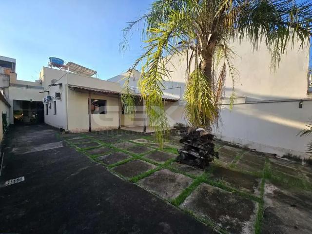 Casa / Sobrado para Venda em Divinópolis/MG Manoel Valinhas 3 Quartos