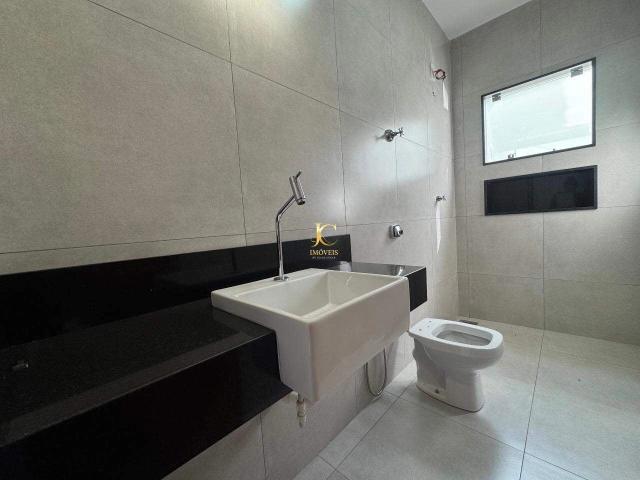 Casa / Sobrado para Venda em Divinópolis/MG Nações 3 Quartos