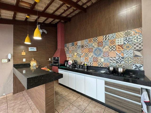 Casa / Sobrado para Venda em Divinópolis/MG Alvorada 3 Quartos