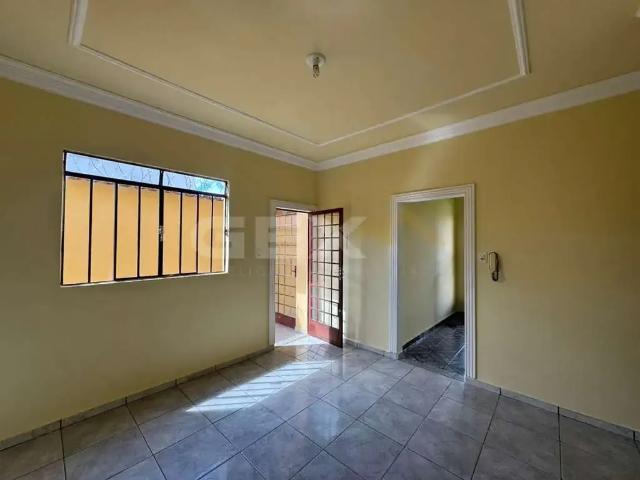 Casa / Sobrado para Venda em Divinópolis/MG Bom Pastor 3 Quartos