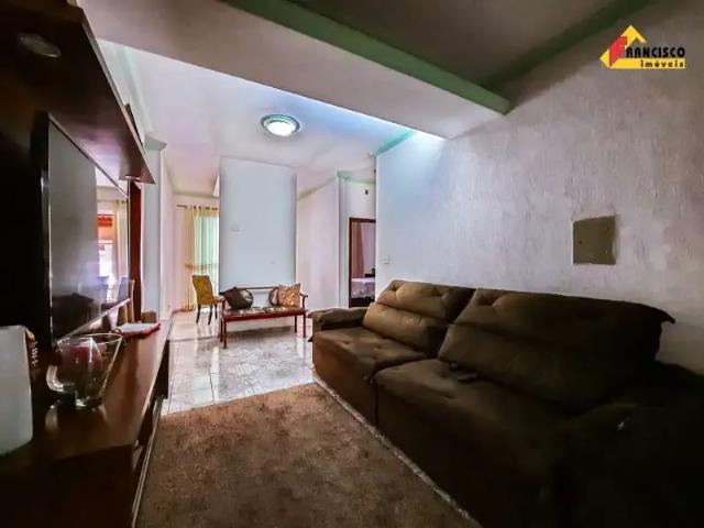 Casa / Sobrado para Venda em Divinópolis/MG Bom Pastor 5 Quartos