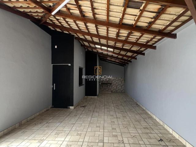 Casa / Sobrado para Venda em Divinópolis/MG Campina Verde 3 Quartos