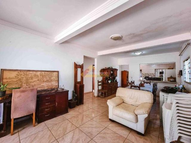 Casa / Sobrado para Venda em Divinópolis/MG Chácaras Belo Horizonte 3 Quartos