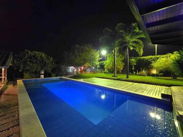 Casa / Sobrado para Venda em Divinópolis/MG Ermida 3 Quartos