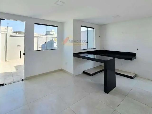 Casa / Sobrado para Venda em Divinópolis/MG Fábio Notini 3 Quartos