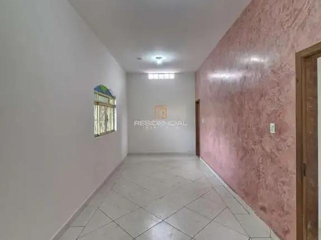 Casa / Sobrado para Venda em Divinópolis/MG Interlagos 3 Quartos