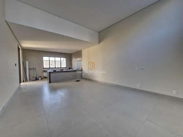 Casa / Sobrado para Venda em Divinópolis/MG Liberdade 4 Quartos