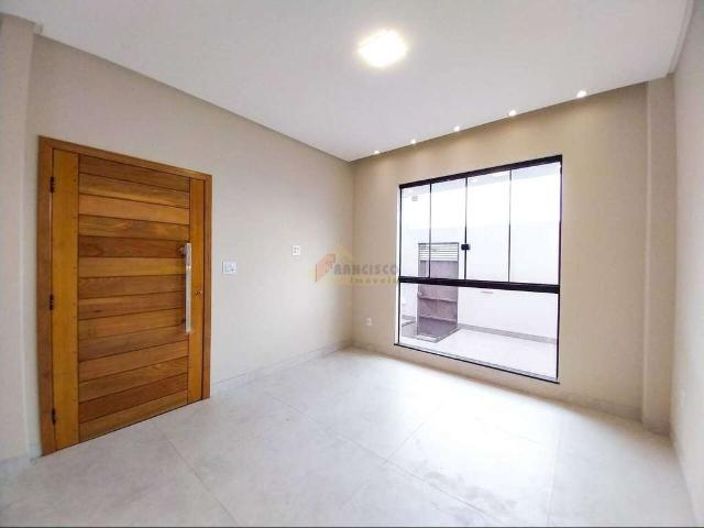 Casa / Sobrado para Venda em Divinópolis/MG Residencial Doutor Walchir Resende Costa 3 Quartos
