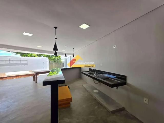 Casa / Sobrado para Venda em Divinópolis/MG Residencial Doutor Walchir Resende Costa 4 Quartos